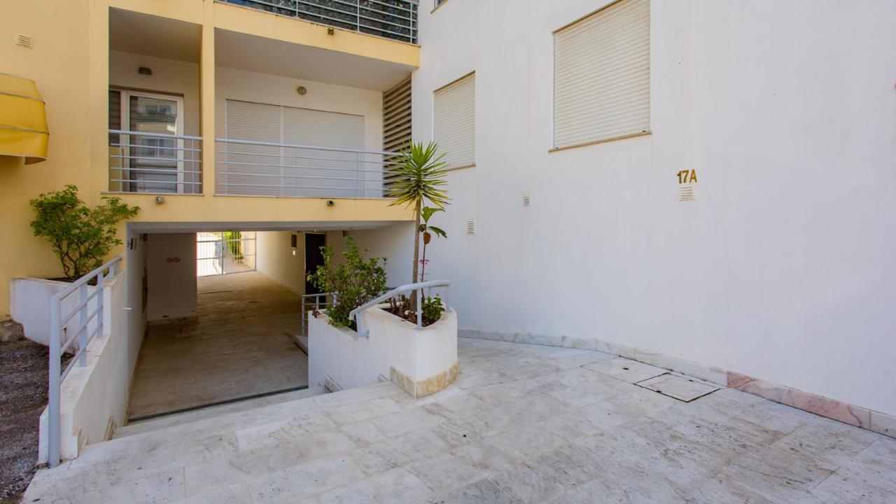 Bright & Lovesome Apartment W/ Balcony In Portimao By Lovelystay Eksteriør billede